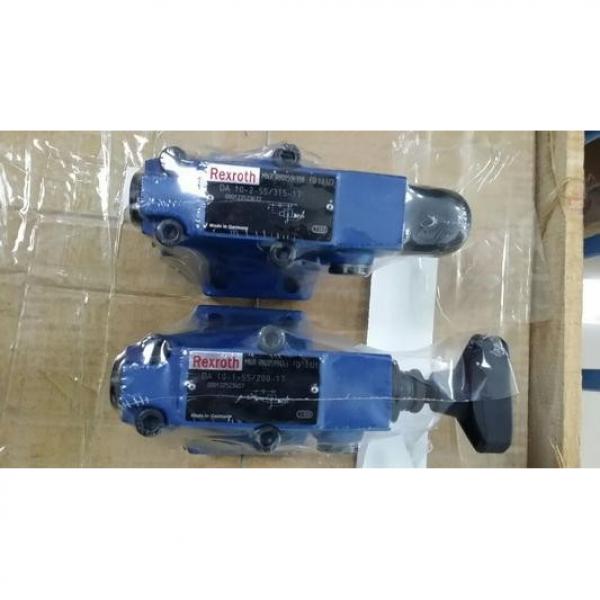 REXROTH 4WE10A3X/OFCG24N9K4 Valves #1 image